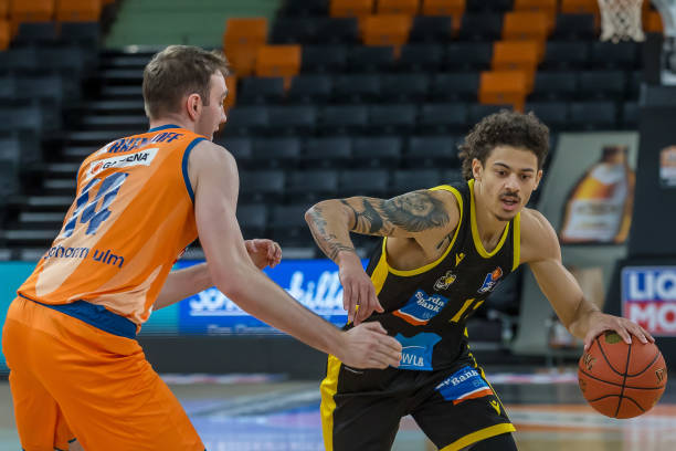 然防守方式 然防守方式