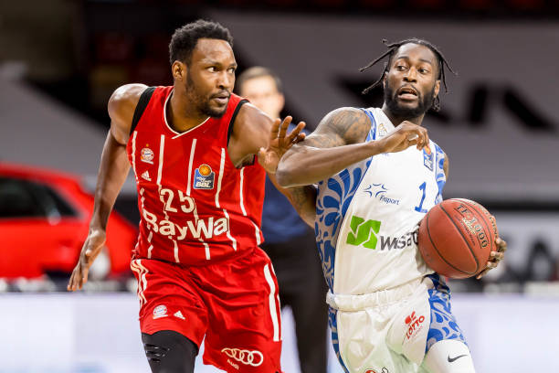 制哈利伯顿 制哈利伯顿